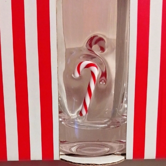 Candy Cane Shot Glasses  Set Of 4 Red and White Stripe - Picture 6 of 6